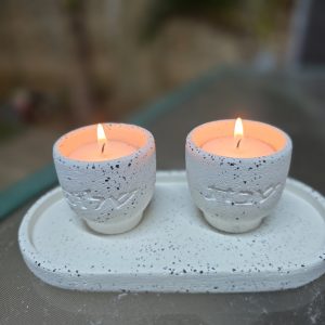 סט פמוטים + מגש חריטה שבת שלום בצורת ביצה מאבן ירושלמית